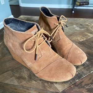 Toms Camel Suede Wedge Boots